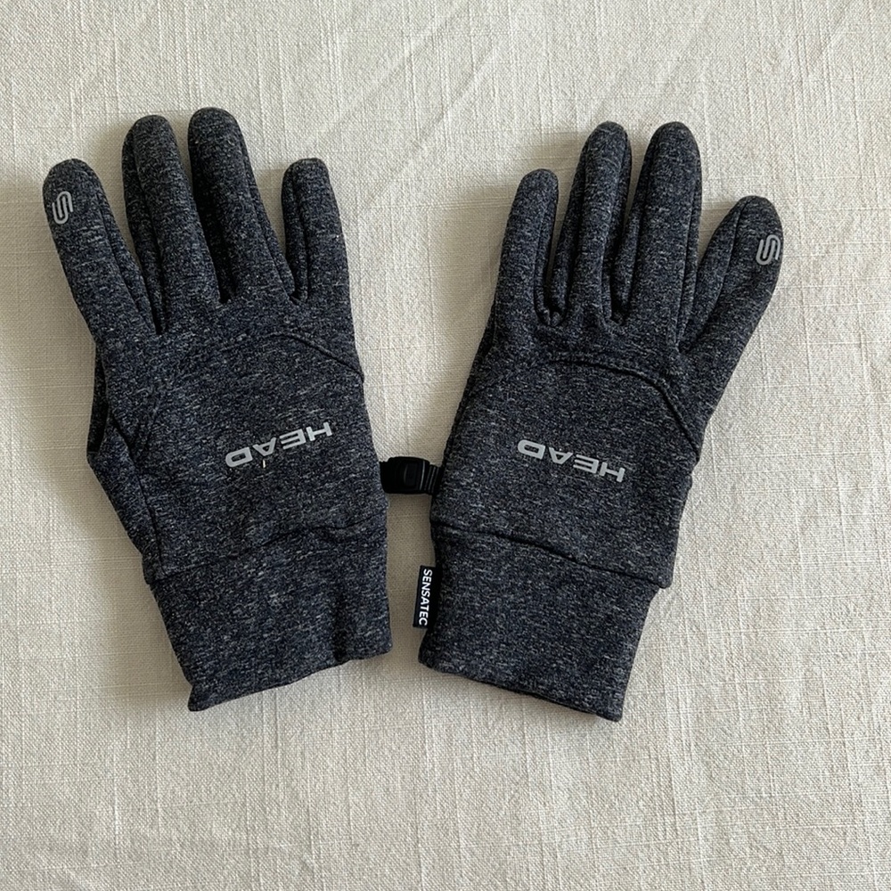 Head gloves